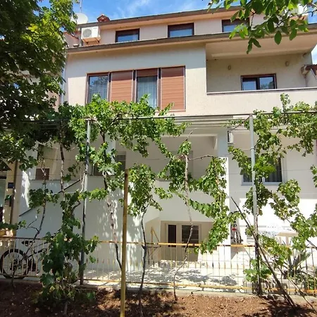 Blaskovic Apartman Póla